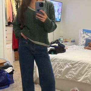 green hollister knit sweater #winter #cozy #trendy